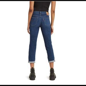 Levi’s Boyfriend Jeans Size 27